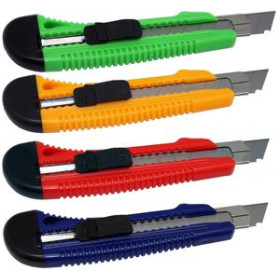 Cúteres CUTER BISMARK 18 mm. con GUIA METALICA SURTIDO BLISTER DE 1 26901400  75015